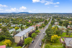 TC GARDENS 11, Armidale